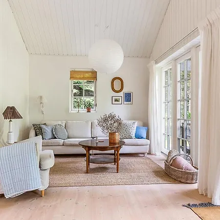 3 Bedroom Pet Friendly In Sydals