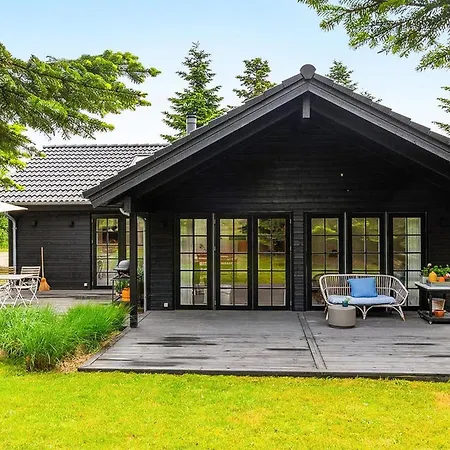 3 Bedroom Pet Friendly In Sydals * Sarup