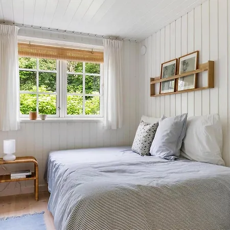 3 Bedroom Pet Friendly In Sydals *
